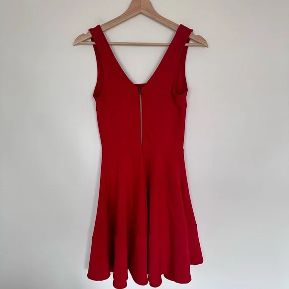 2x Lulu’s Dresses - Picture 9 of 14